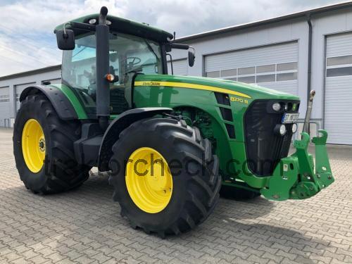 John Deere 8270R  technische daten 