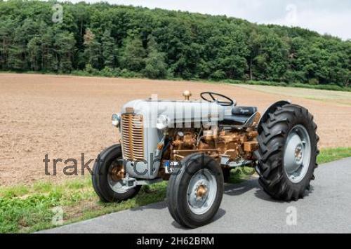 Massey Ferguson 1960 technische daten